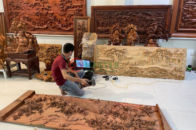 ​3D Scanning of Wood Paintings Accurately to Every Detail with HandySCAN