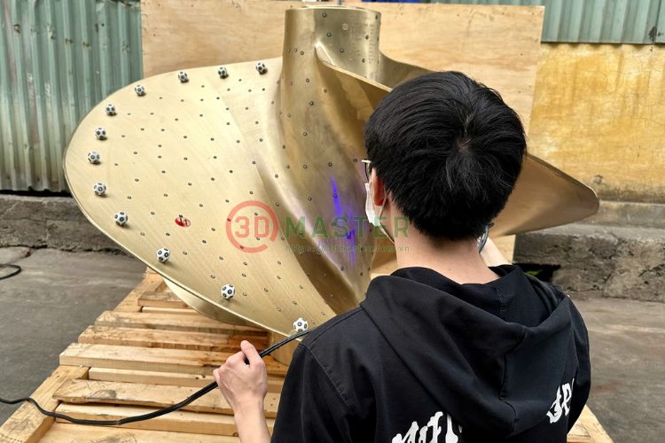 ​3D Scan of 1.4m Diameter Ship Turbine in Hai Phong