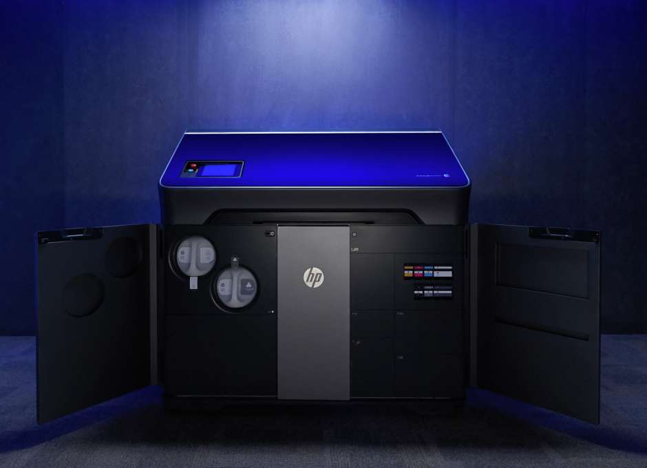 Color 3D statue printer, expert in printing high-quality 3D human statues