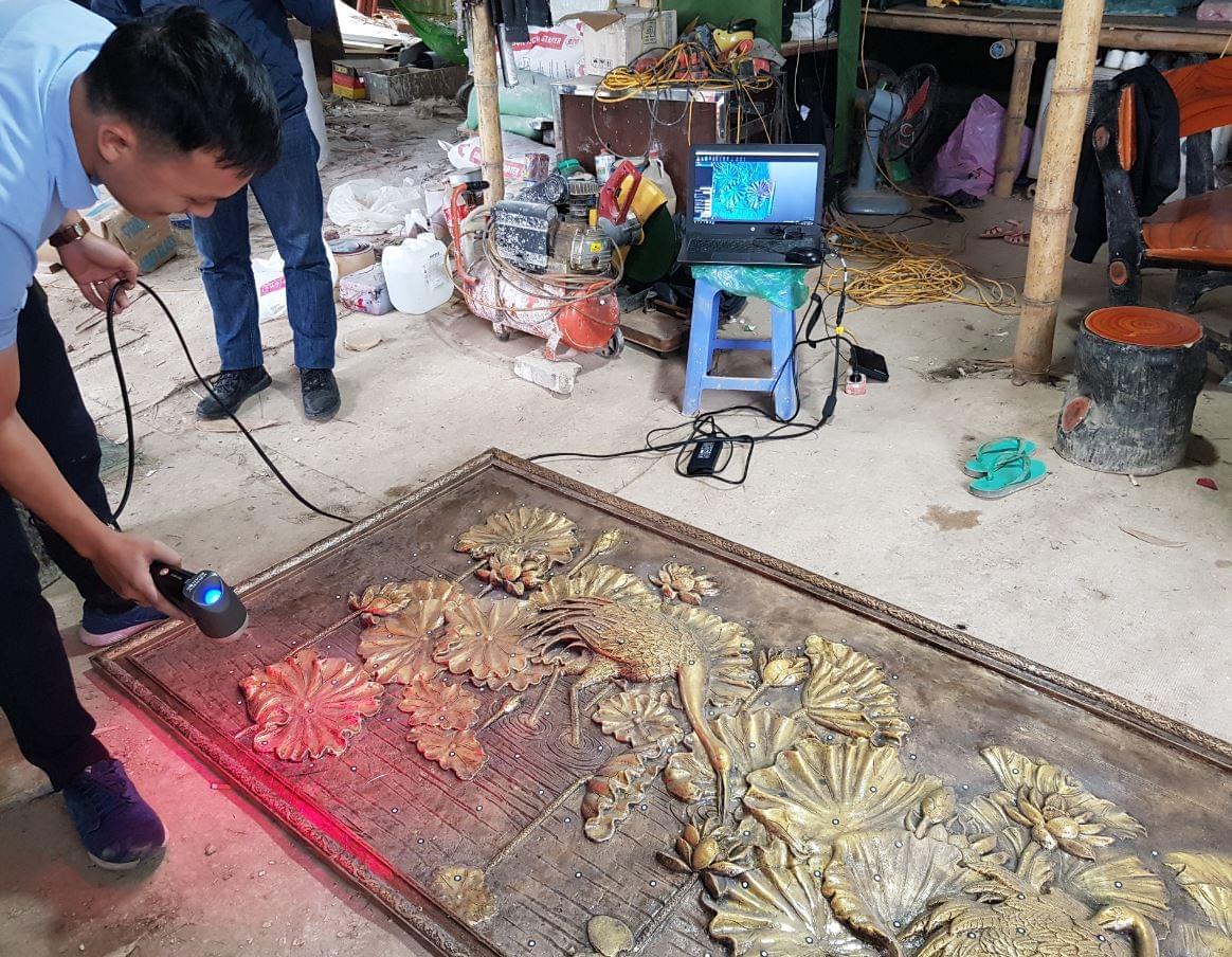 Scan 3D composite mold 3m long in 15 minutes with HandyScan700,