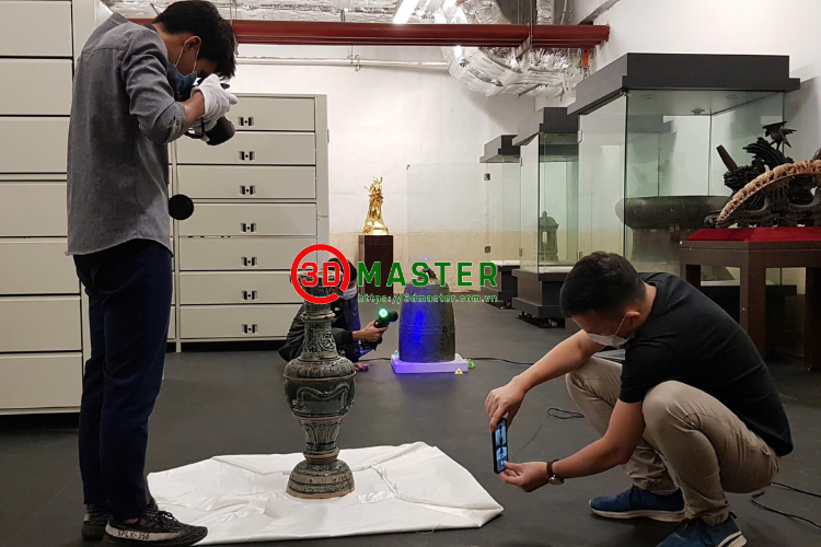 3D MASTER Using MetraSCAN 3D and HandySCAN 3D Machines 3D Digitize Hundreds of Hanoi Museum Heritages in Just a Few Notes