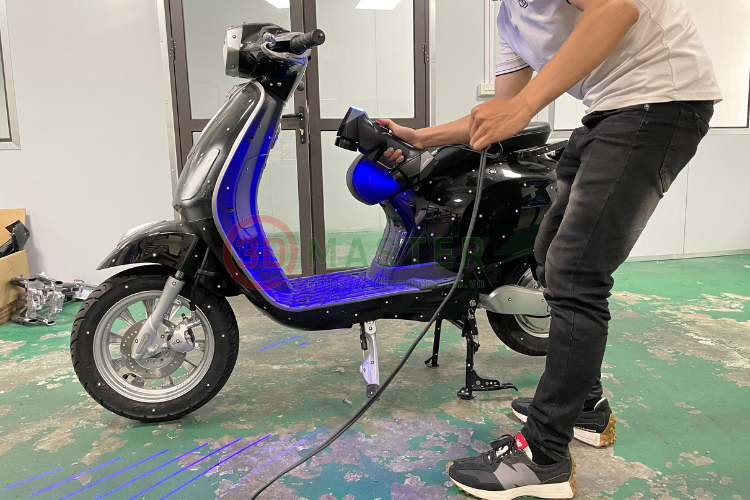 ​3D Scan & Reverse Engineering Electric Motorcycles Fast and Accurate with 3D Master